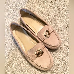 Michael Kors loafer size 6